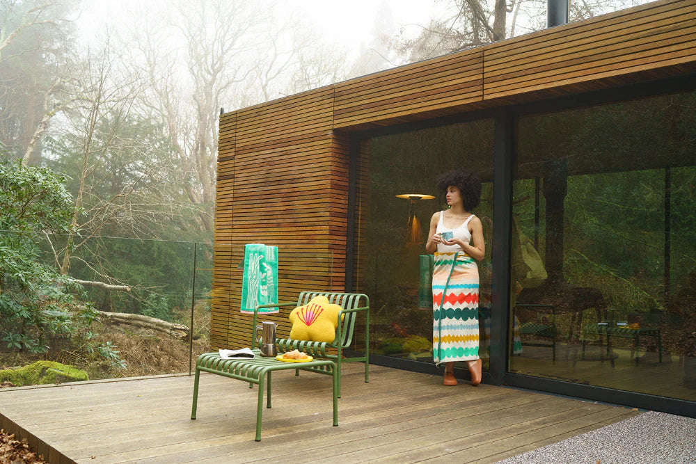 Donna Wilson | Hand Towel | The Birds and Bees