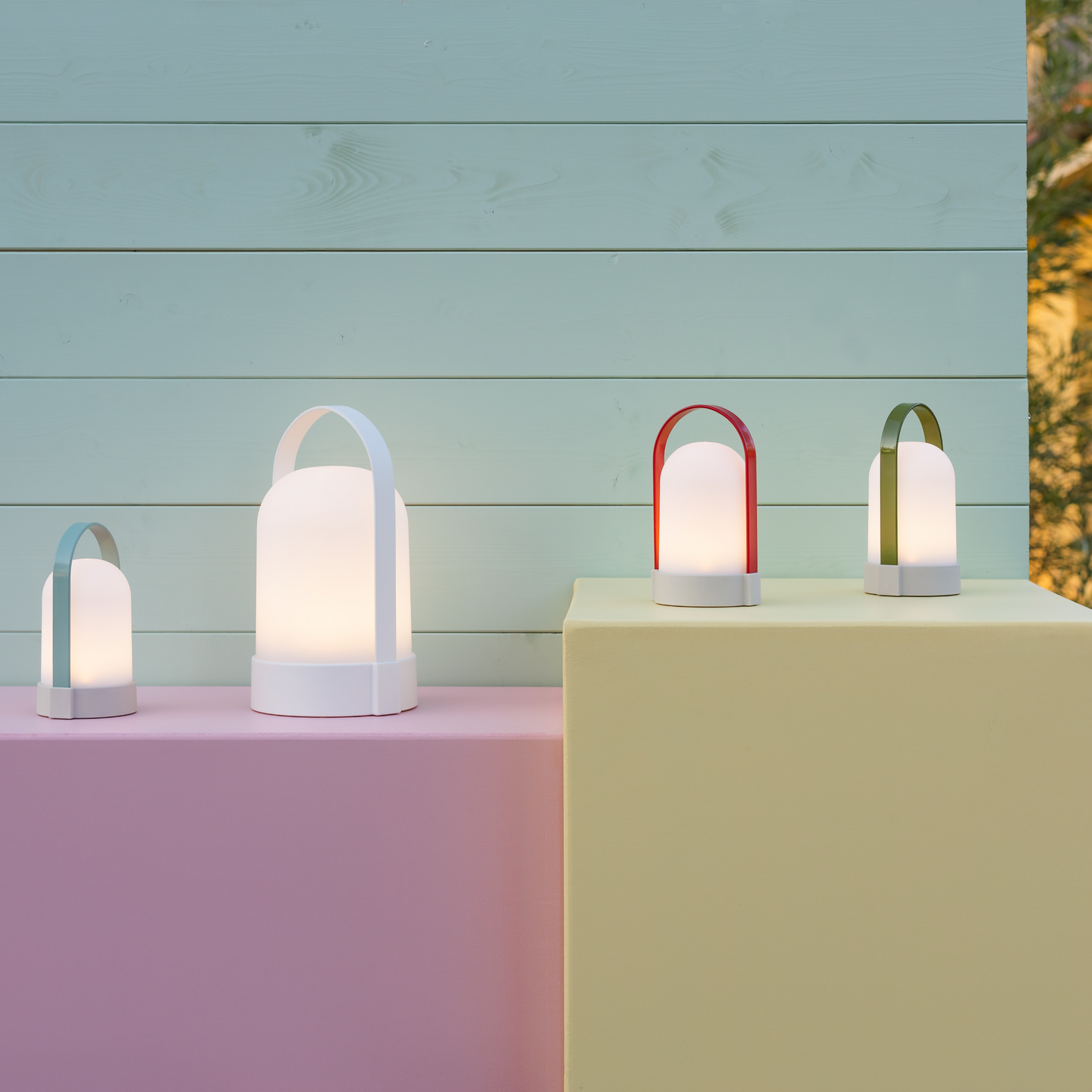 Remember | Portable LED URI Lamp | Pure