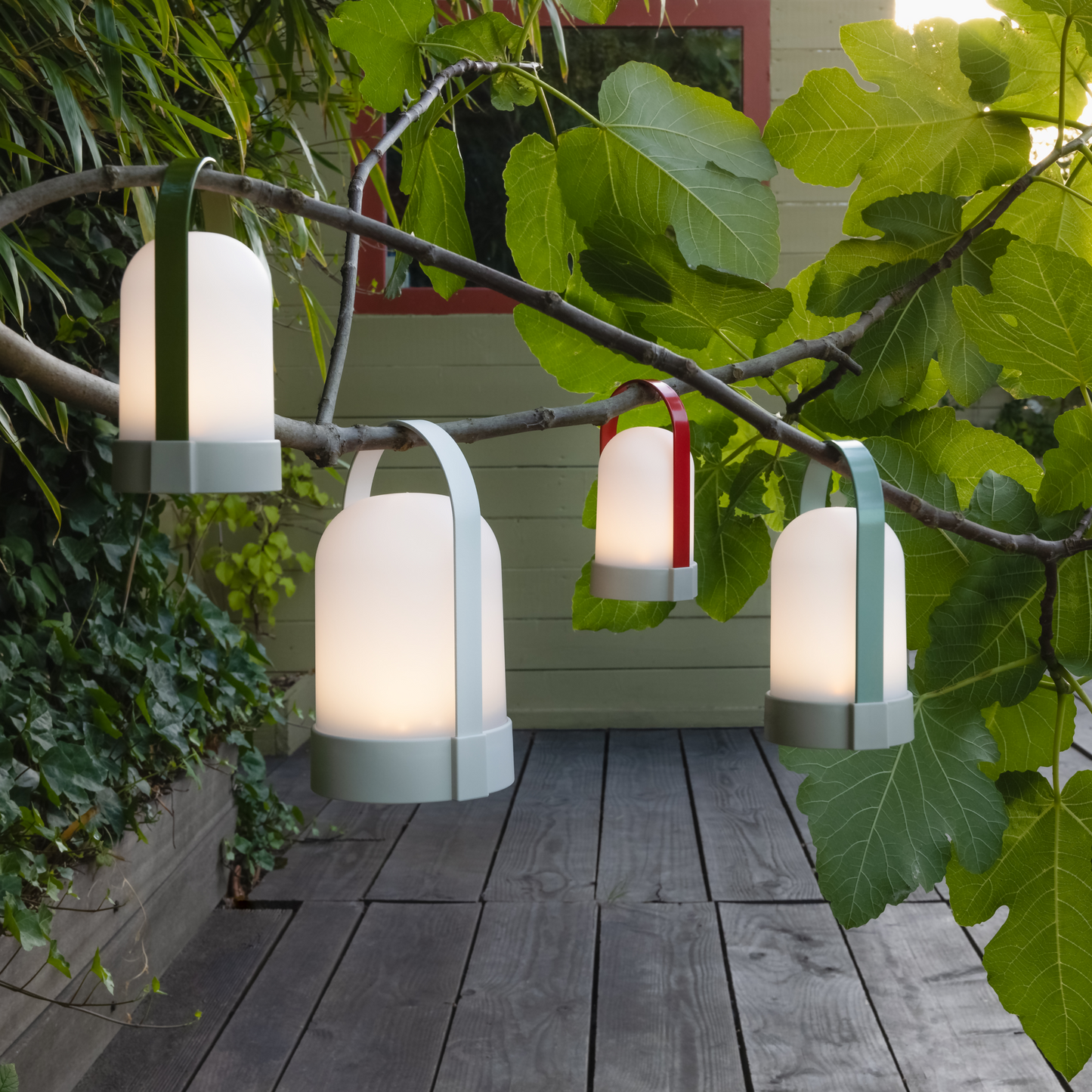 Remember | Portable LED URI Lamp | Pure
